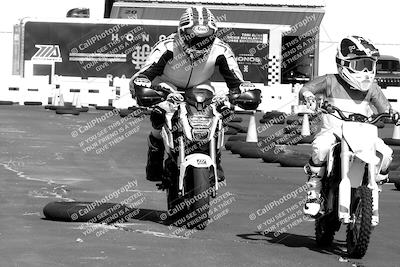 media/Mar-20-2023-Moto Forza (Mon) [[d0bbc59e78]]/Around the Pits/